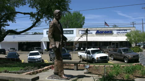 Louisiana-Huey-Lange-Statue