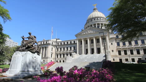 Mississippi-State-House-Statue-And-Azaleas