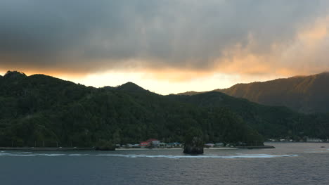 Amerikanisch-Samoa-Abend-Blick-Auf-Die-Küste
