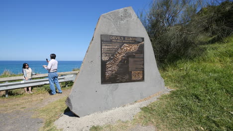 Australien-Great-Ocean-Road-Devils-Ellenbogen-Touristen