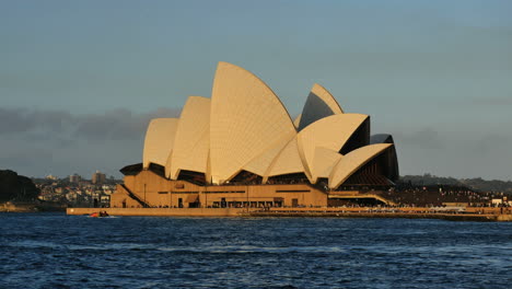Australien-Sydney-Opera-House-Goldenes-Licht-Am-Späten-Abend