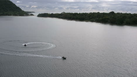 Círculo-De-Botes-Jet-De-Vanuatu