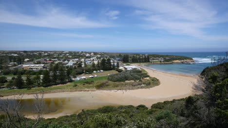 Australien-Port-Campbell-Sand-An-Der-Flussmündung