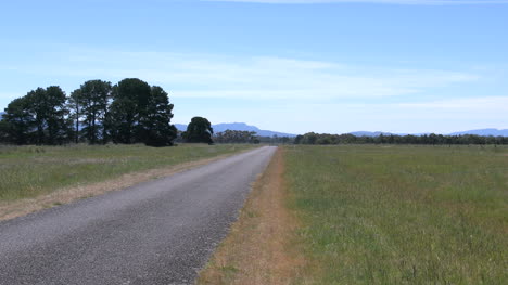 Australia-Road-Toward-Grampians-Zooms