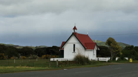 Nueva-Zelanda-Catlins-Waikawa-Iglesia