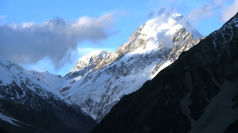 Neuseeland-Mount-Cook-Clouds-Und-Peak-Time-Lapse