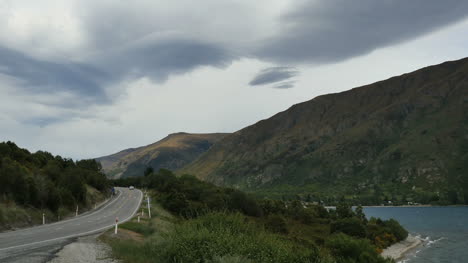 New-Zealand-Devils-Staircase-Car-Zoom