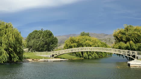 Puente-De-Nueva-Zelanda-En-Pisa-Amarres