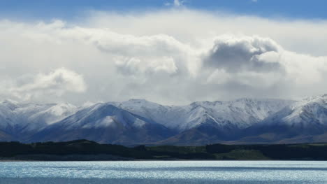 Neuseeland-Blick-Auf-Die-Alpen-Am-Lake-Pukaki-Pan