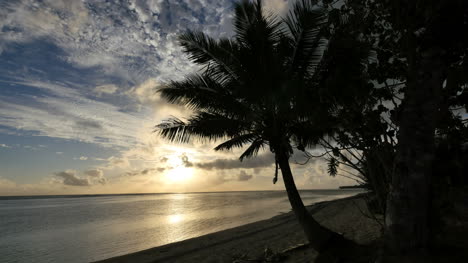 Rarotonga-Lagune-Bei-Sonnenuntergang