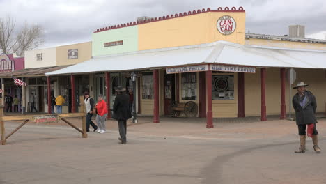 Arizona-Tombstone-Men-In-Street