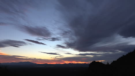 Arizona-High-Cloud-In-Late-Evening-Pan-And-Zoom