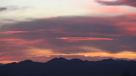 Arizona-Seltsame-Kreisförmige-Wolke