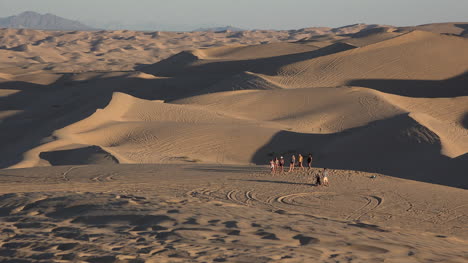 California-Imperial-Dunes-With-Tourists