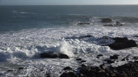 California-Waves-Rush-Foreward-Over-Rocks-Salt-Point