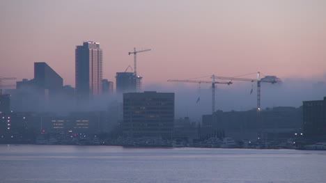 Washington-Seattle-Gebäude-Der-Skyline-Von-Wasser