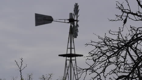Texas-Big-Bend-Windmühle-Seitenansicht