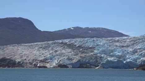 El-Glaciar-Tempanos-De-Chile-Se-Aleja-Del-Glaciar