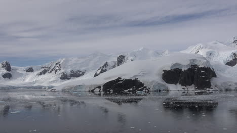 Antarktis-Schöne-Vorbeiziehende-Ansicht-Zoomt-Hinein
