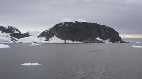 Lapso-De-Tiempo-De-La-Roca-Negra-De-La-Antártida