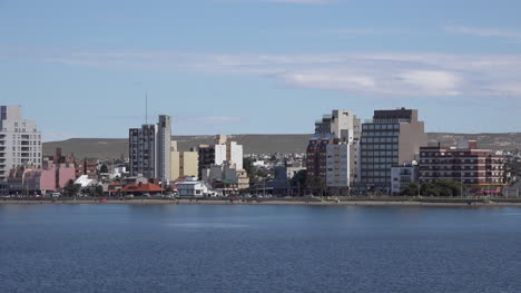 Argentinien-Puerto-Madryn-Gebäude