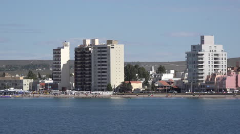 Argentinien-Puerto-Madryn-Eigentumswohnungen-Und-Büros