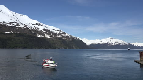 Barco-De-Alaska-En-Un-Brazo-Del-Príncipe-William-Sonido