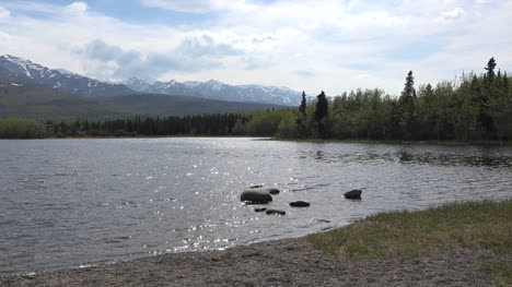 Alaska-Lake-In-Der-Nähe-Des-Denali-Parks-Vergrößern