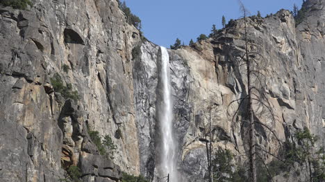 California-Yosemite-Bridalveil-Falls-Over-Cliff