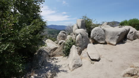 Kalifornien-Felsen-Und-Blick-Auf-Yosemite