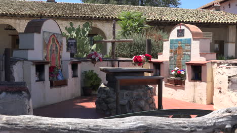 California-Mission-San-Miguel-Arcangel-Altar-Exterior