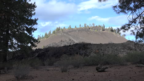 Oregon-Lava-At-Lava-Butte-Zoom