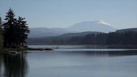 Washington-Mt-St-Helens-In-Early-Morning