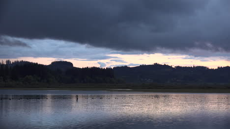 Cambio-De-Color-De-La-Tarde-Del-Lago-Silver-De-Washington