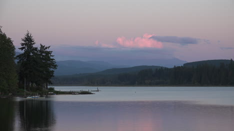 Washington-Silver-Lake-Morado-Light.zooms-En