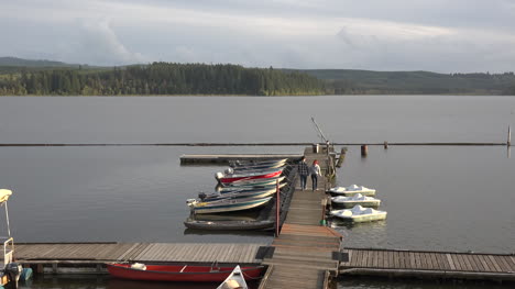 Washington-Paar-Auf-Dem-Dock