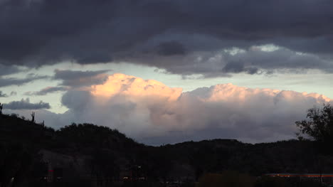 Lapso-De-Tiempo-De-Nube-Grande-Noche-De-Arizona