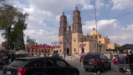 Mexiko-Dolores-Hidalgo-Frohe-Weihnachten-Zeichen-Von-Kirche