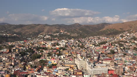 Mexiko-Guanajuato-Weite-Ansicht-Der-Stadt