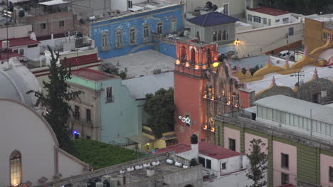 Mexiko-Guanajuato-Kirche-In-Der-Stadt