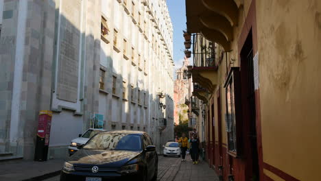 Mexiko-Guanajuato-Mit-Blick-Auf-Die-Enge-Straße