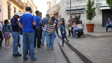 Mexico-Guanajuato-Students-In-Blue-Jeans