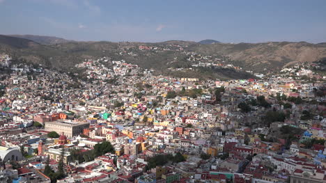 Mexiko-Guanajuato-Zoomt-Auf-Die-Stadt