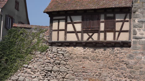 Frankreich-Elsass-Dambach-la-ville-Steinmauer-Und-Fenster