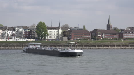 Germany-Duisburg-Barge-Turning-Zoom-Out