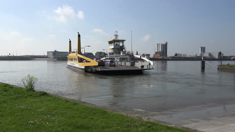 Netherlands-Schoonhoven-Ferry