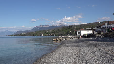 Frankreich-Lac-Leman-Leute-Am-Strand