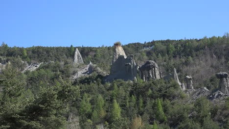 Frankreich-Les-Demoiselles-Capped-Training-Zoom-In