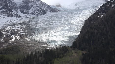 Frankreich-Mont-Blanc-Les-Bossons-Gletscher-Verkleinern
