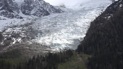 France-Mont-Blanc-Les-Bossons-Glacier-Zoom-Out